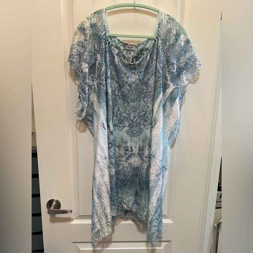 Avenue Blouse Size 26/28